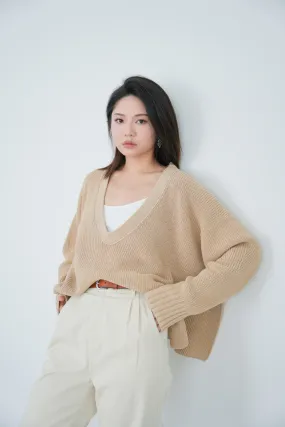 x ninido U Neck Essential Sweater - Beige