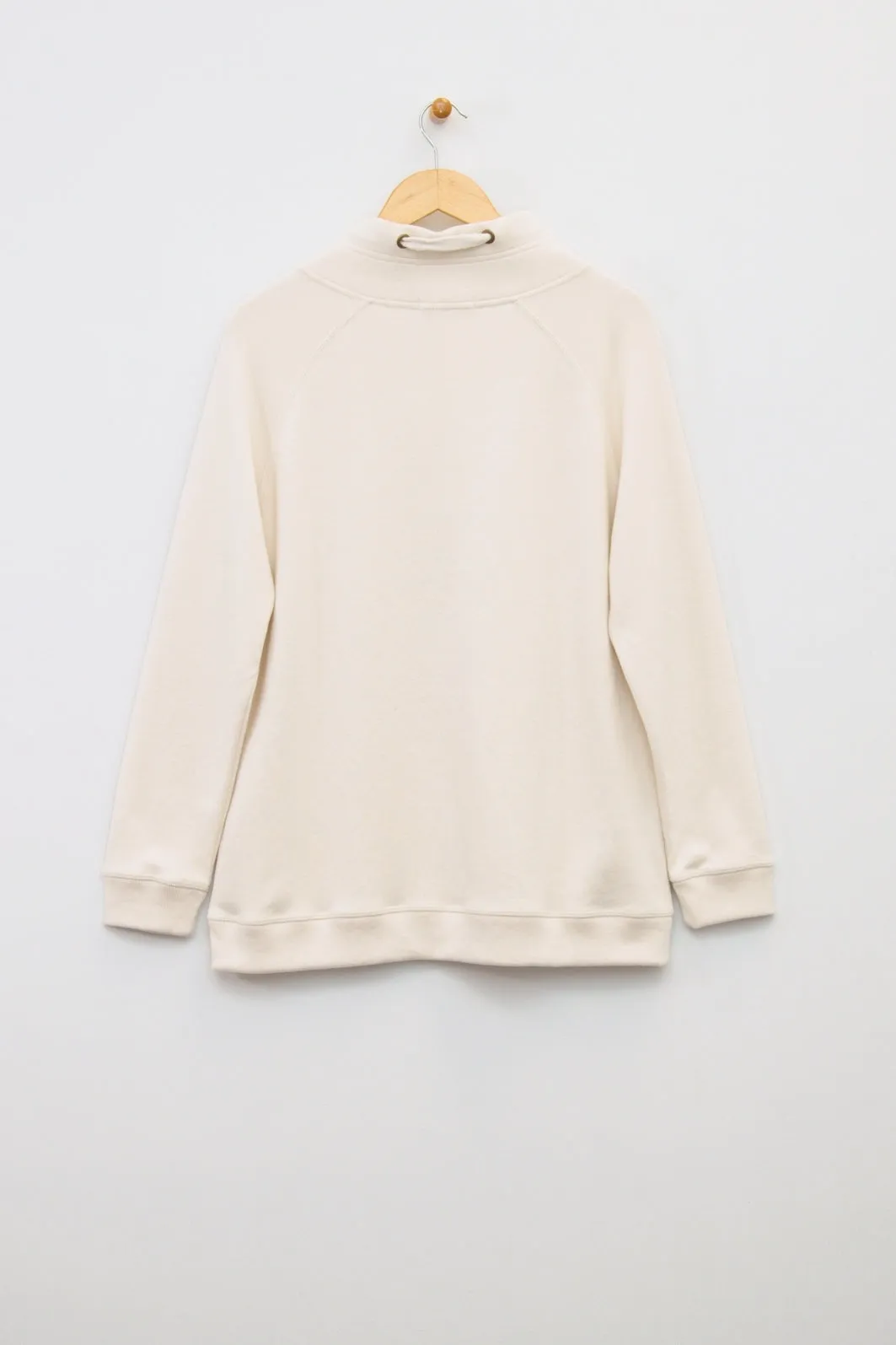 27" Folded Collar with String Pullover