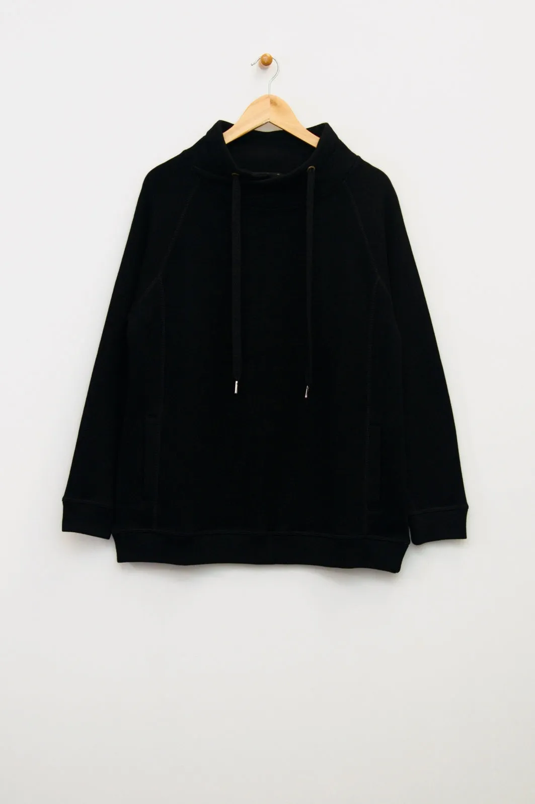 27" Folded Collar with String Pullover