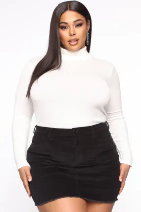 Actin' This Way Turtleneck Top - Off White