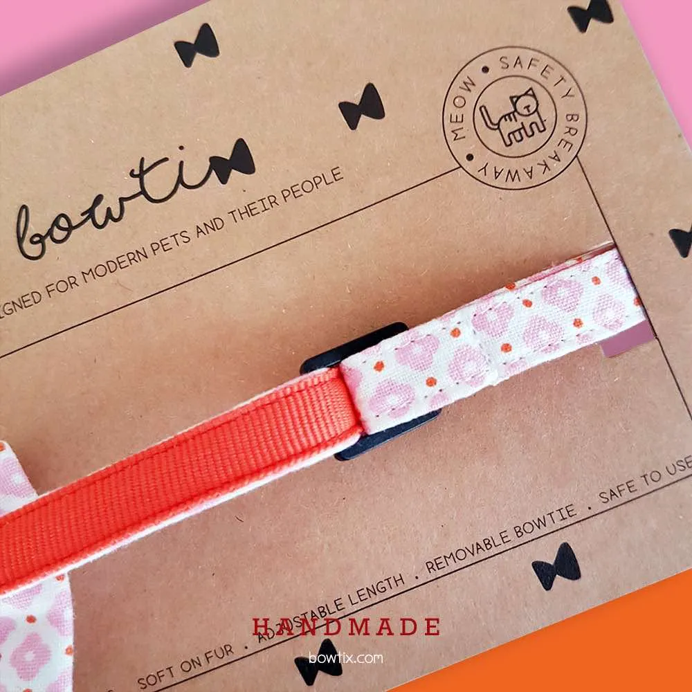 Bowtix Handmade Dog Collar With Removable Bowtie - Sweet Sakura