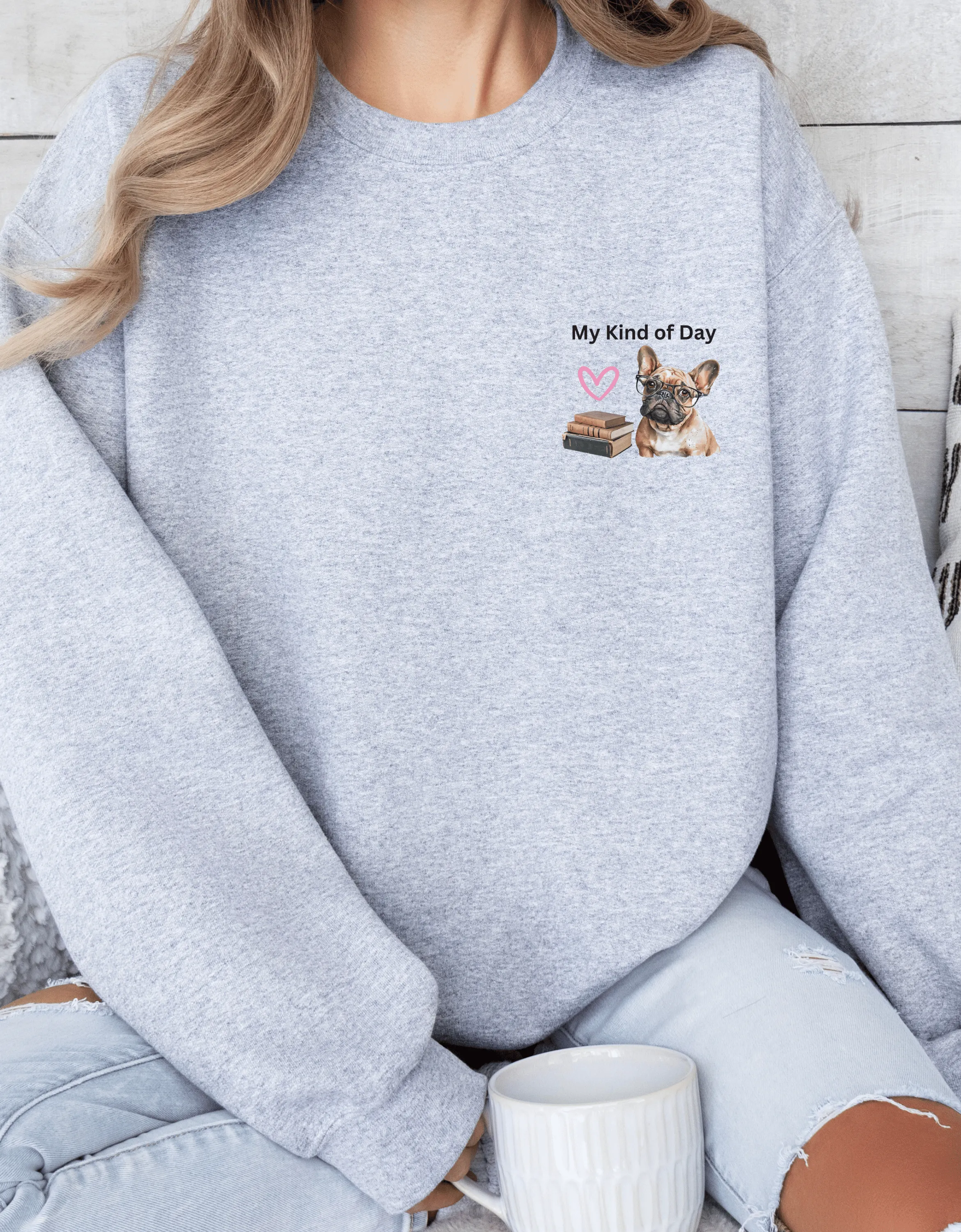 Customizable Dog Lover Unisex Crewneck Sweatshirt – Cozy & Stylish Heavy Blend for Every Dog Mom & Dog Lover