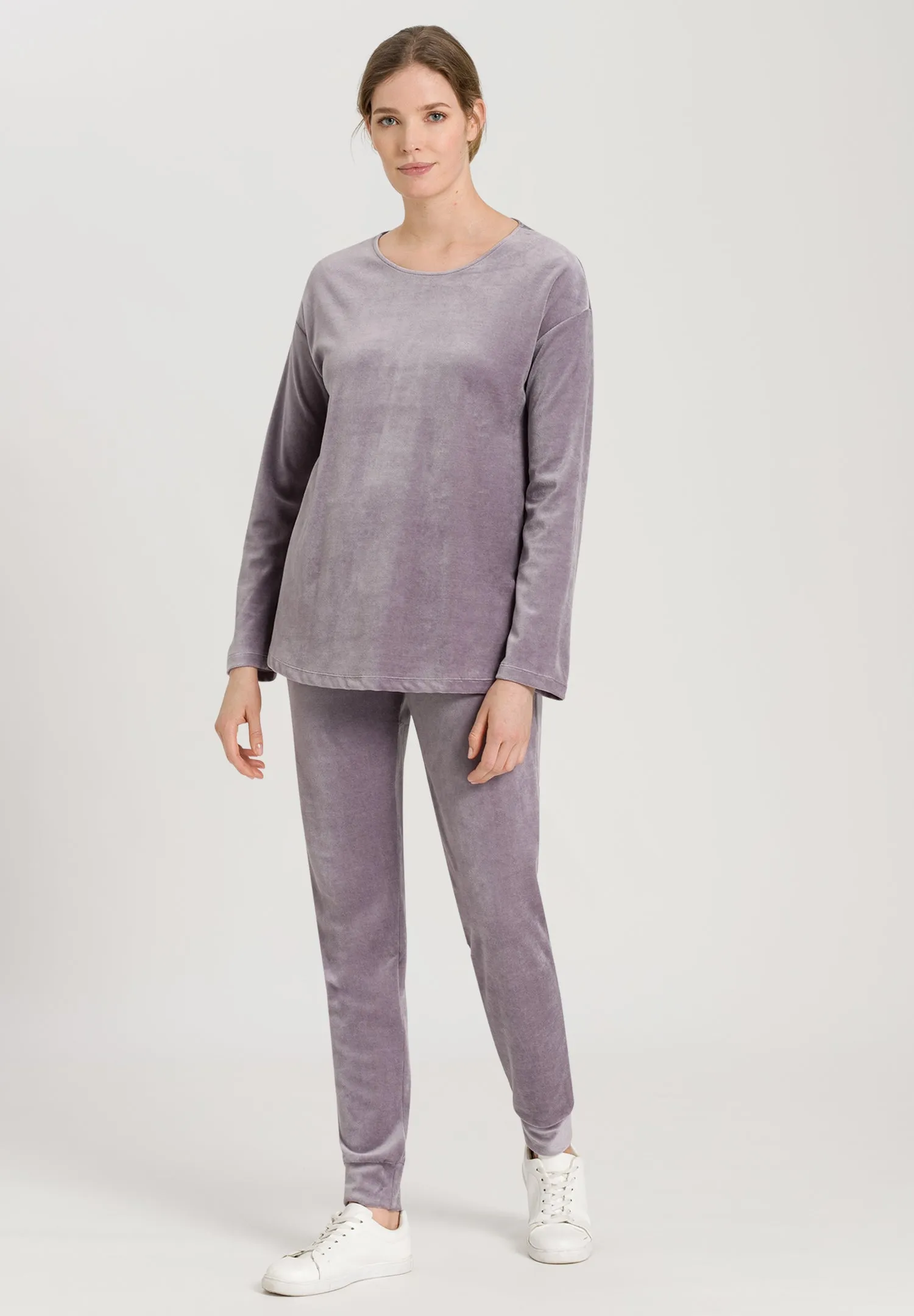 Favourites Velour Round Neck Pullover | Orchid 78692-1487