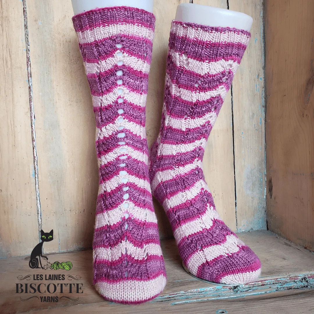 Flamingo Flamenco Socks | Knitting Pattern