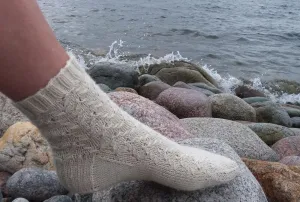 Harbour Side Socks | Free Knitting Pattern