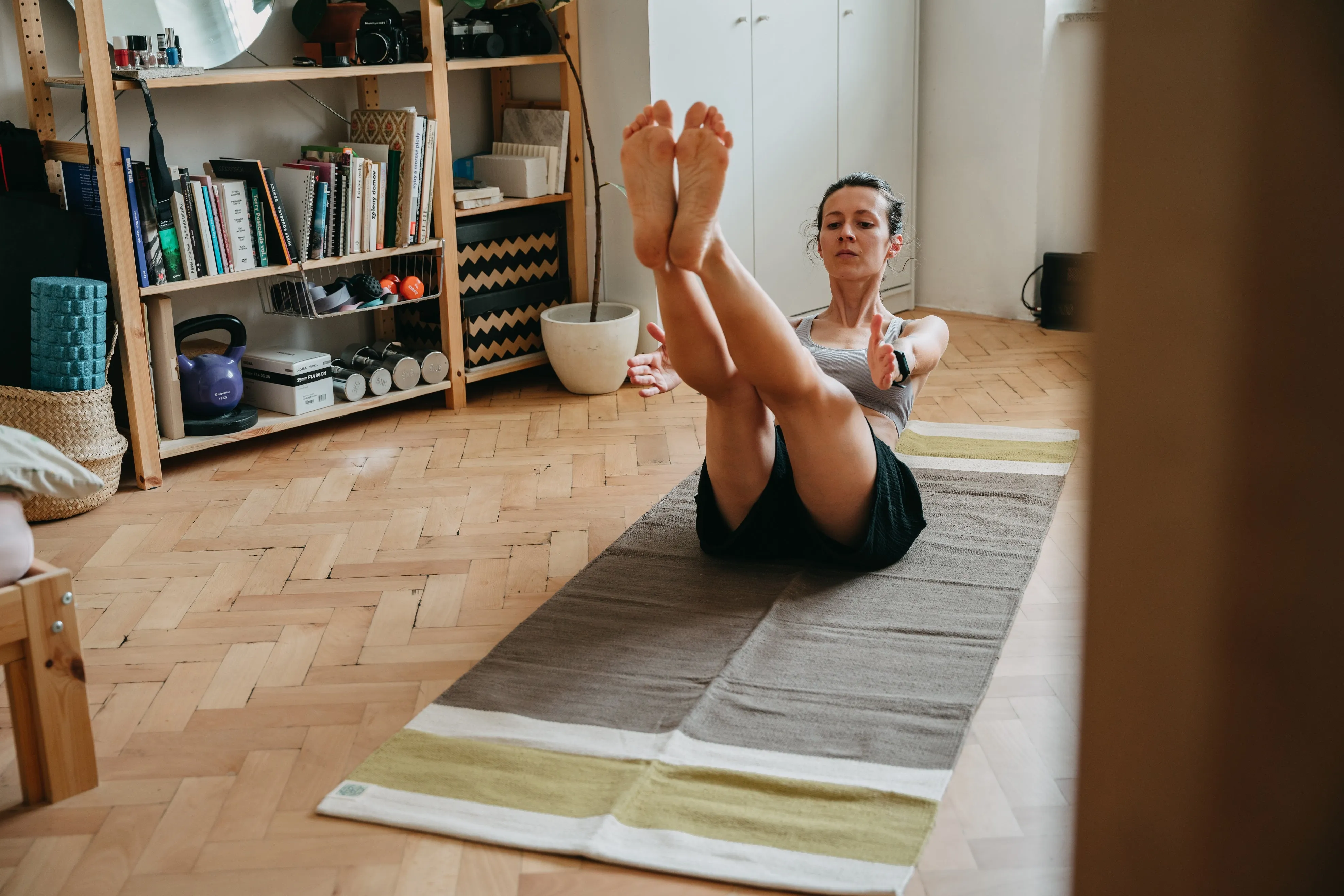 LEELA Yoga Rug • Organic Cotton Yoga Mat with Herbal & Plant based Dyes • Vemgadam brown •