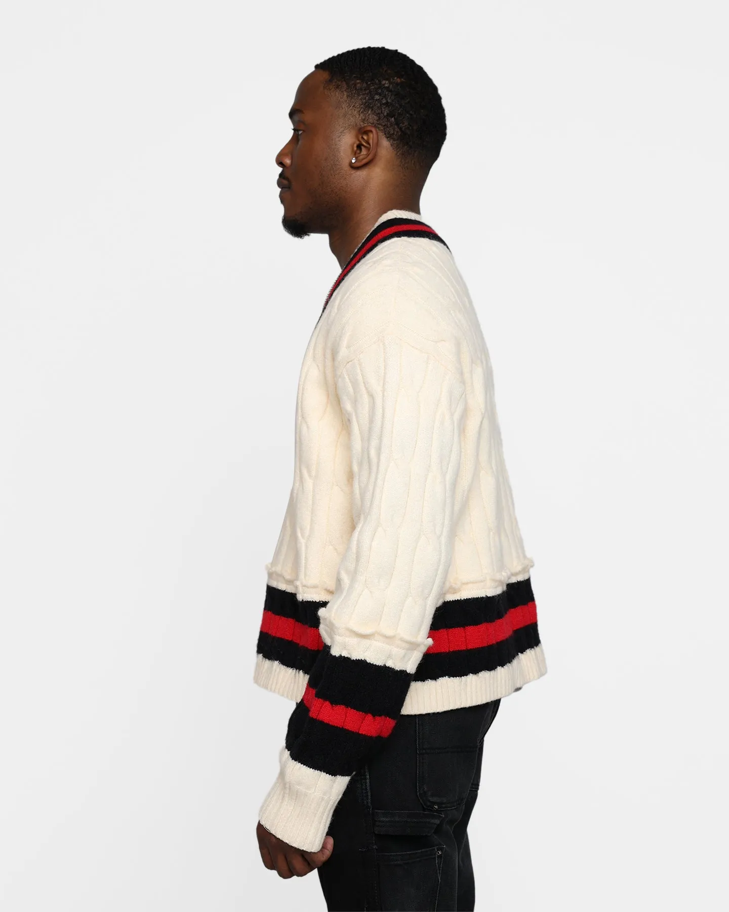 MNML Classic V Neck Sweater Off White