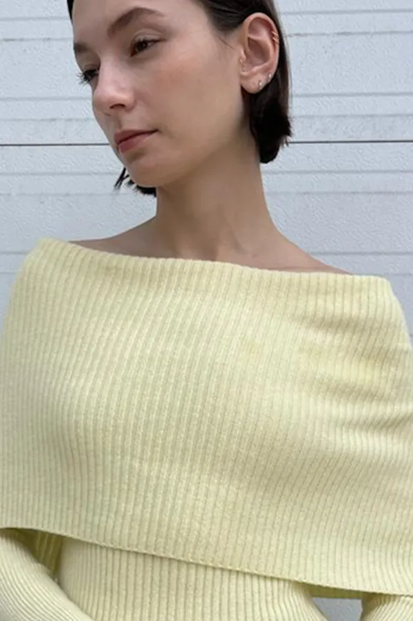 Ribbed Cape Sweater in Pale Yellow