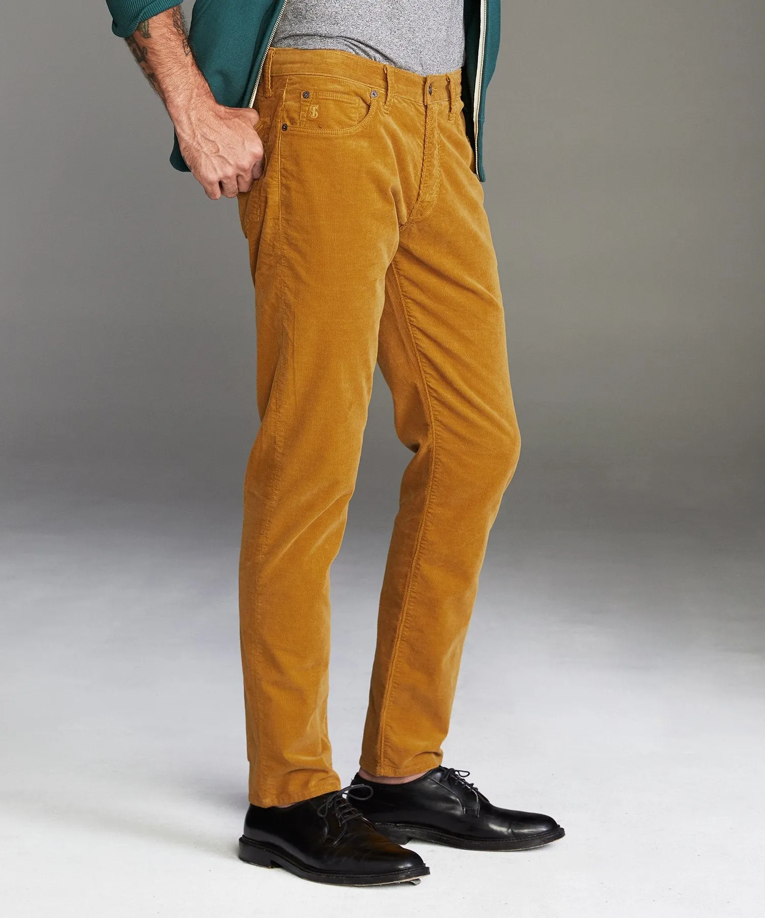 Slim Fit 5-Pocket Italian Cord in Yellow