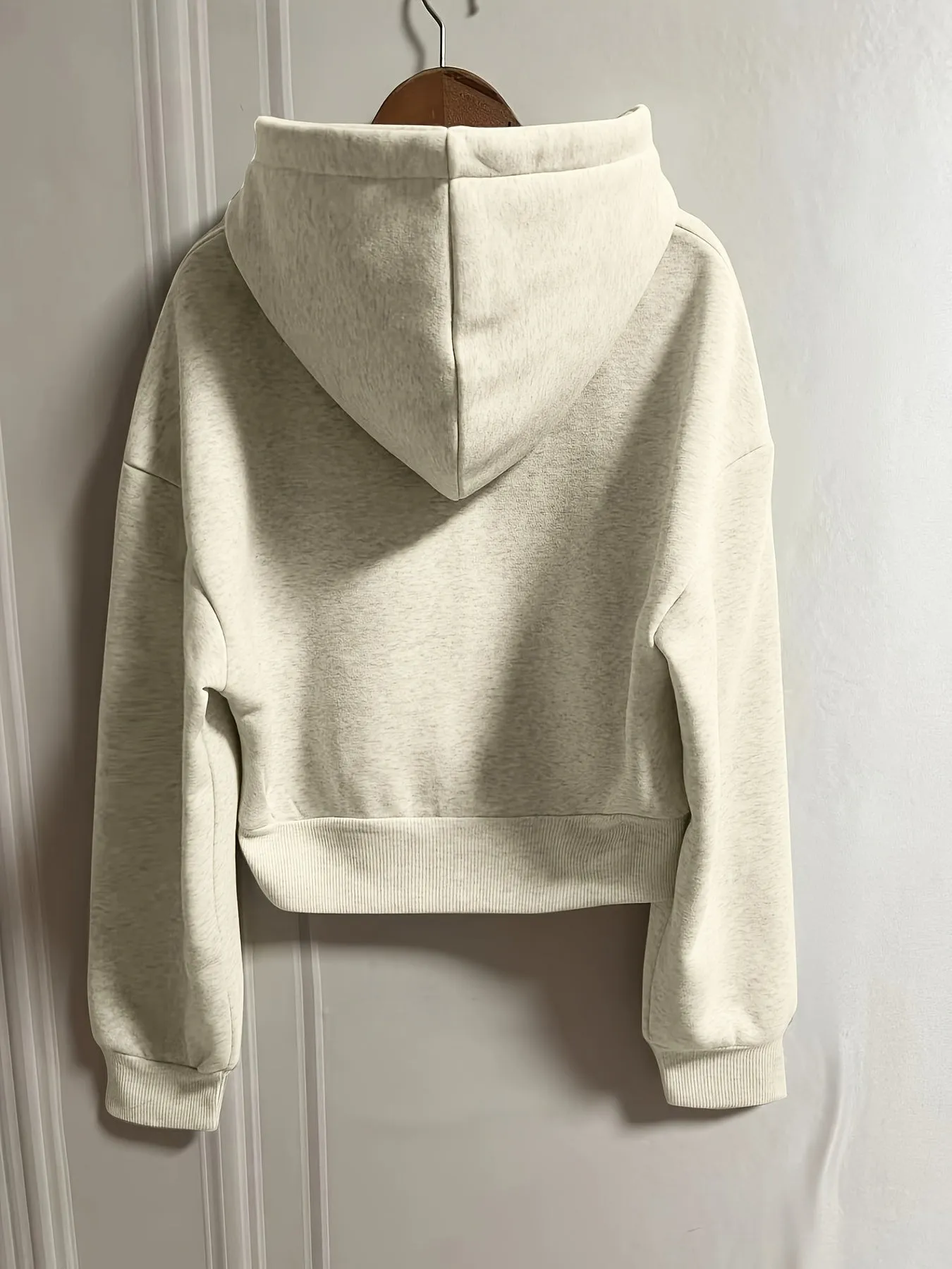 Stylish Solid Hoodie Casual Sweatshirt with Drawstring and Pocket