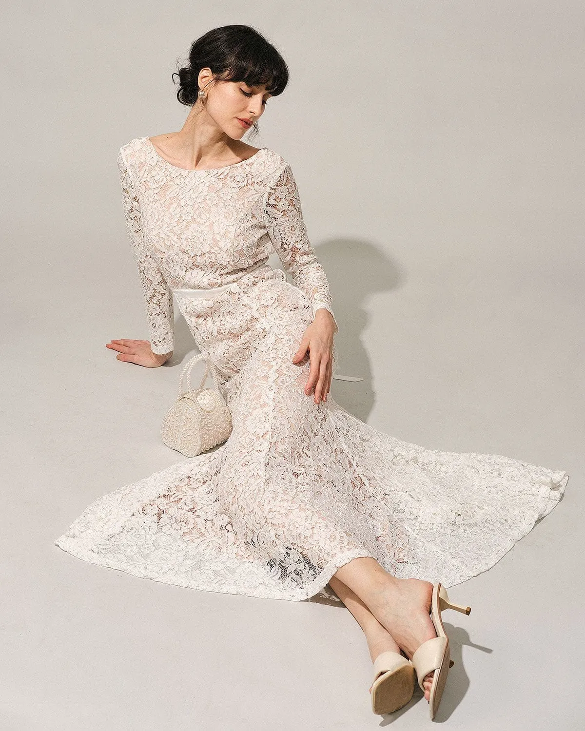 The White Lace Long Sleeve Backless Maxi Dress