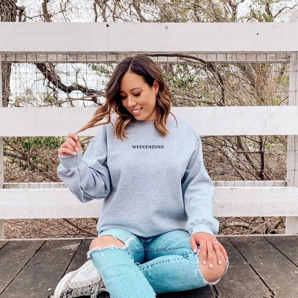 Weekending Sweatshirt in White or Grey